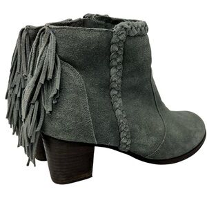 Matisse Lucinda Leather Ankle Boot Size 10M Fringe Stacked Heal Gray